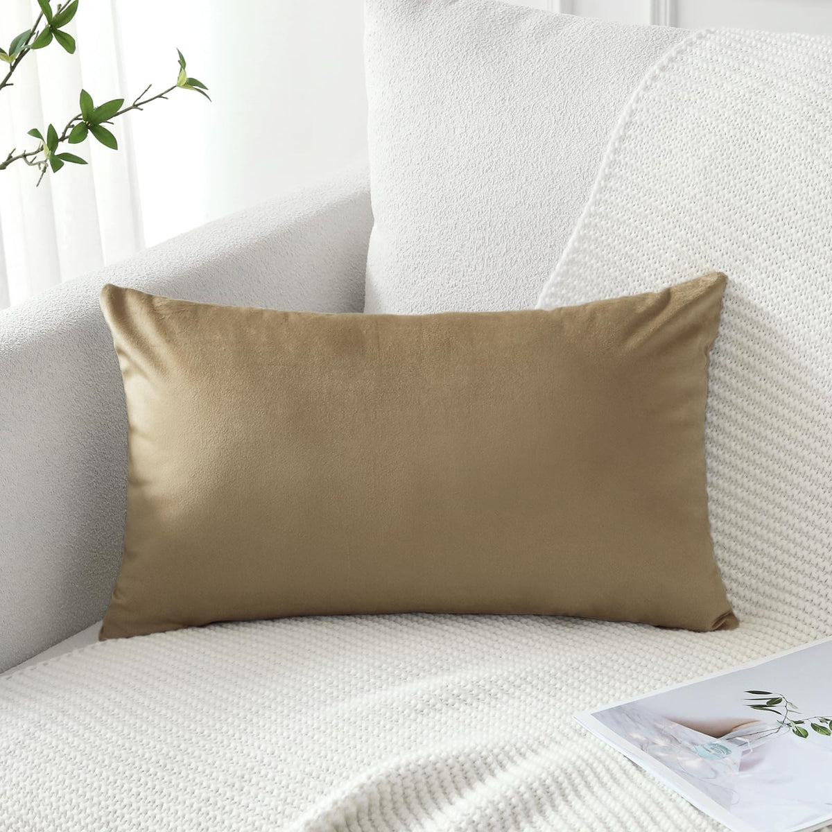 Artscope Luxury Velvet Pillow Covers Super Soft Decorative Square Throw Pillow Covers Case Cushion Covers for Sofa Couch Bedroom Car Decor 20x20 Inch Light Blue