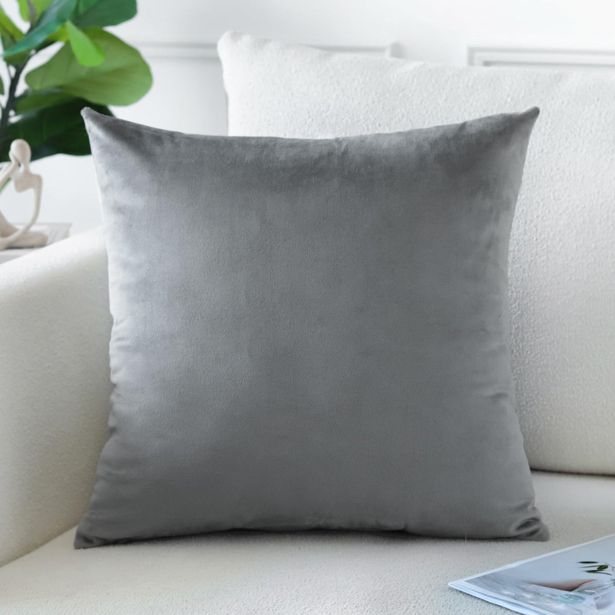 Artscope Luxury Velvet Pillow Covers Super Soft Decorative Square Throw Pillow Covers Case Cushion Covers for Sofa Couch Bedroom Car Decor 20x20 Inch Light Blue
