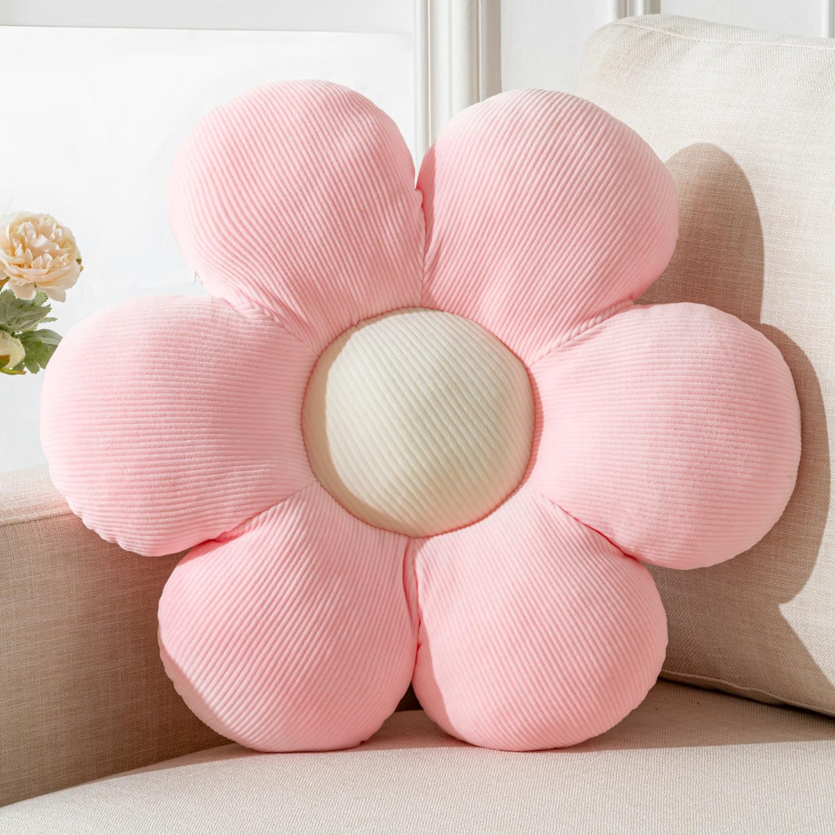 Flower Pillow,15.75" Daisy Pillow White Decorative Pillows