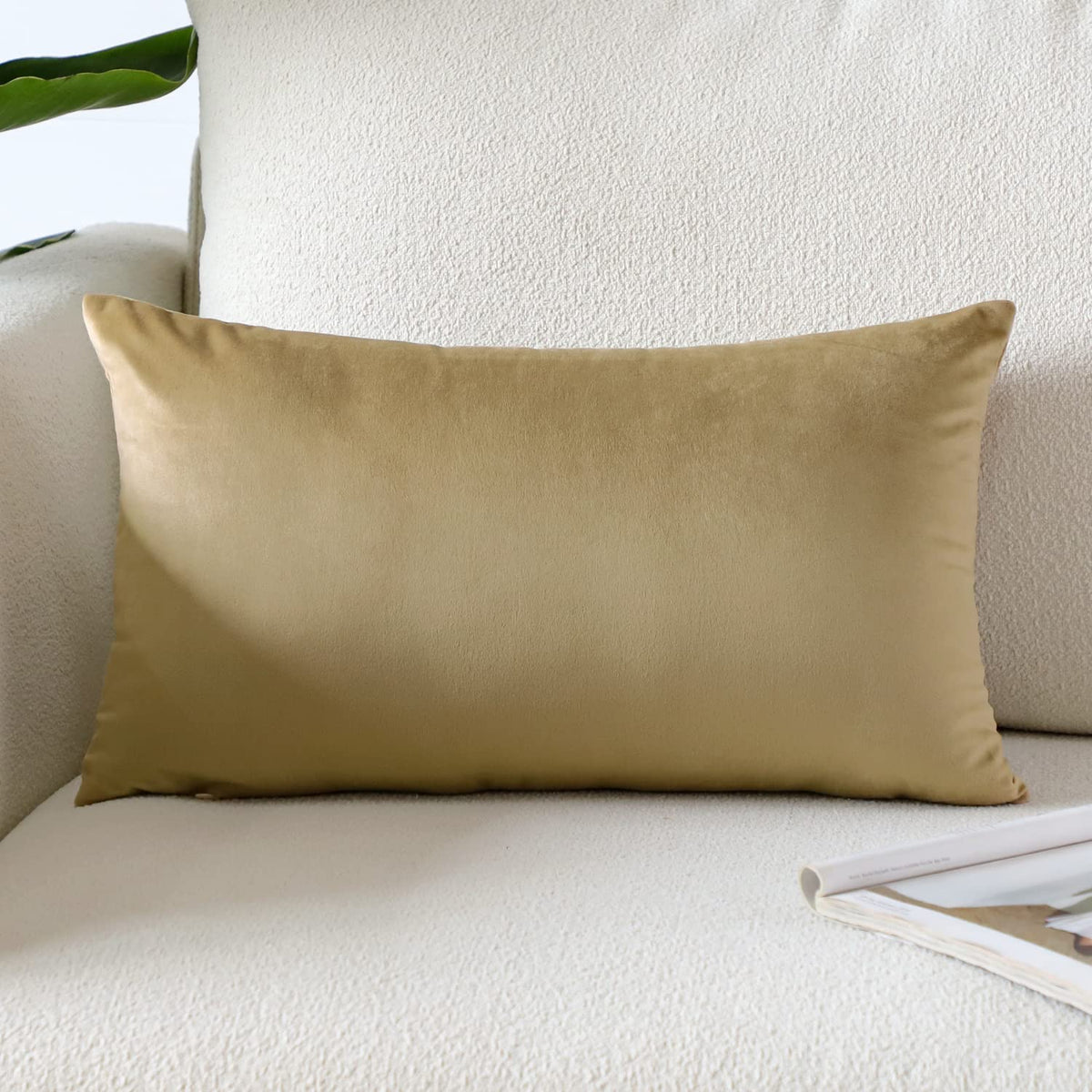 Artscope Luxury Velvet Pillow Covers Super Soft Decorative Square Throw Pillow Covers Case Cushion Covers for Sofa Couch Bedroom Car Decor 20x20 Inch Light Blue