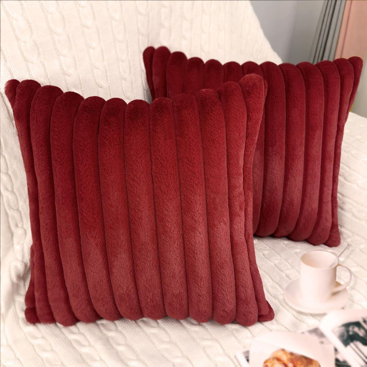 2 Pack 18x18 Pillow Cover Velvet Pillow Covers, Faux Fur Square Throw Pillow Covers for Living Room Decorations Throw Pillow Case, Throw Pillow Cover Cushion Cover for Home Sofa Bedroom Car, Pink