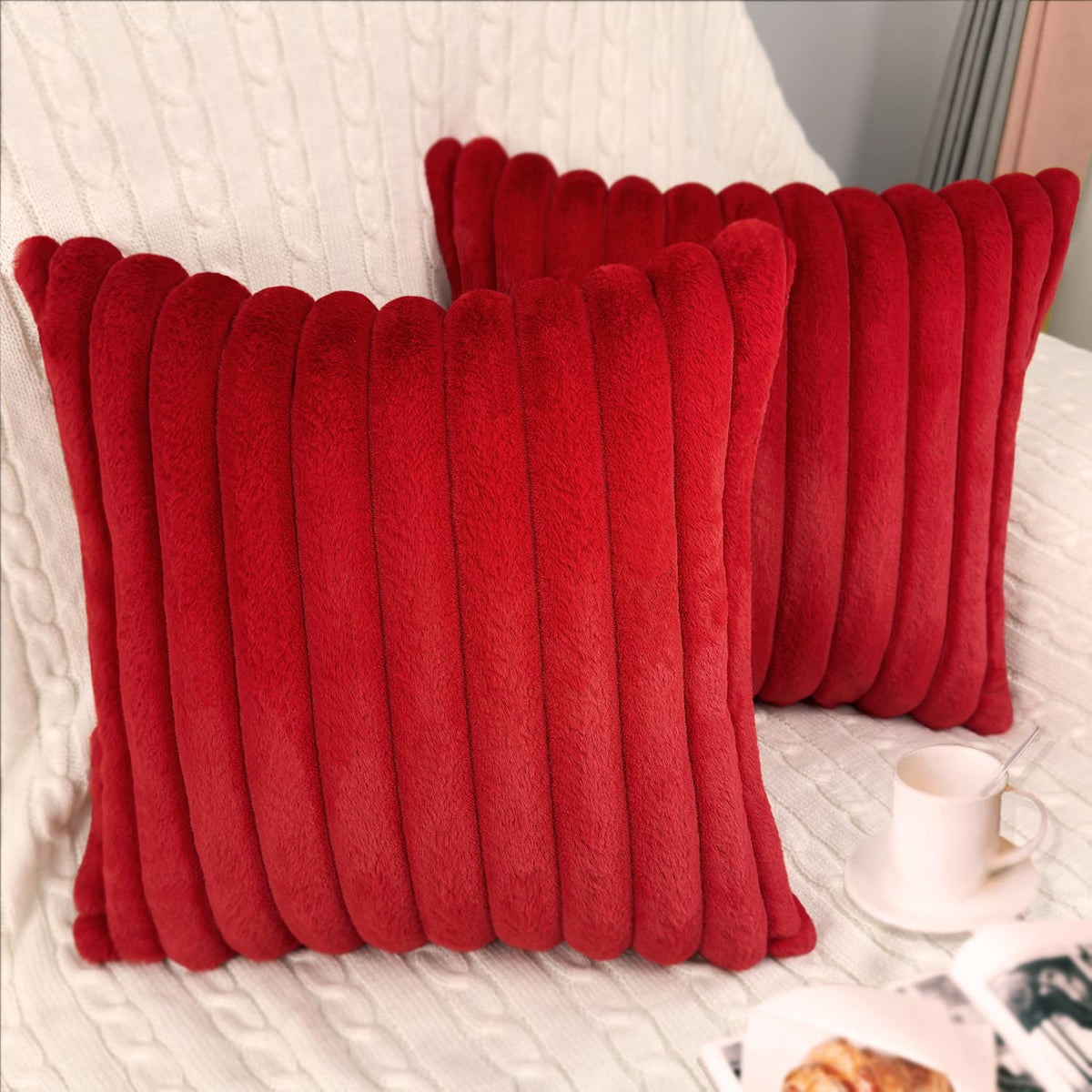 2 Pack 18x18 Pillow Cover Velvet Pillow Covers, Faux Fur Square Throw Pillow Covers for Living Room Decorations Throw Pillow Case, Throw Pillow Cover Cushion Cover for Home Sofa Bedroom Car, Pink