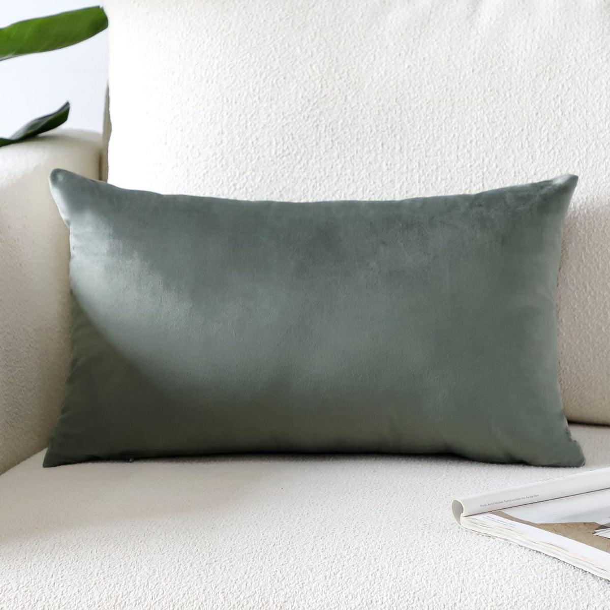 Artscope Luxury Velvet Pillow Covers Super Soft Decorative Square Throw Pillow Covers Case Cushion Covers for Sofa Couch Bedroom Car Decor 20x20 Inch Light Blue