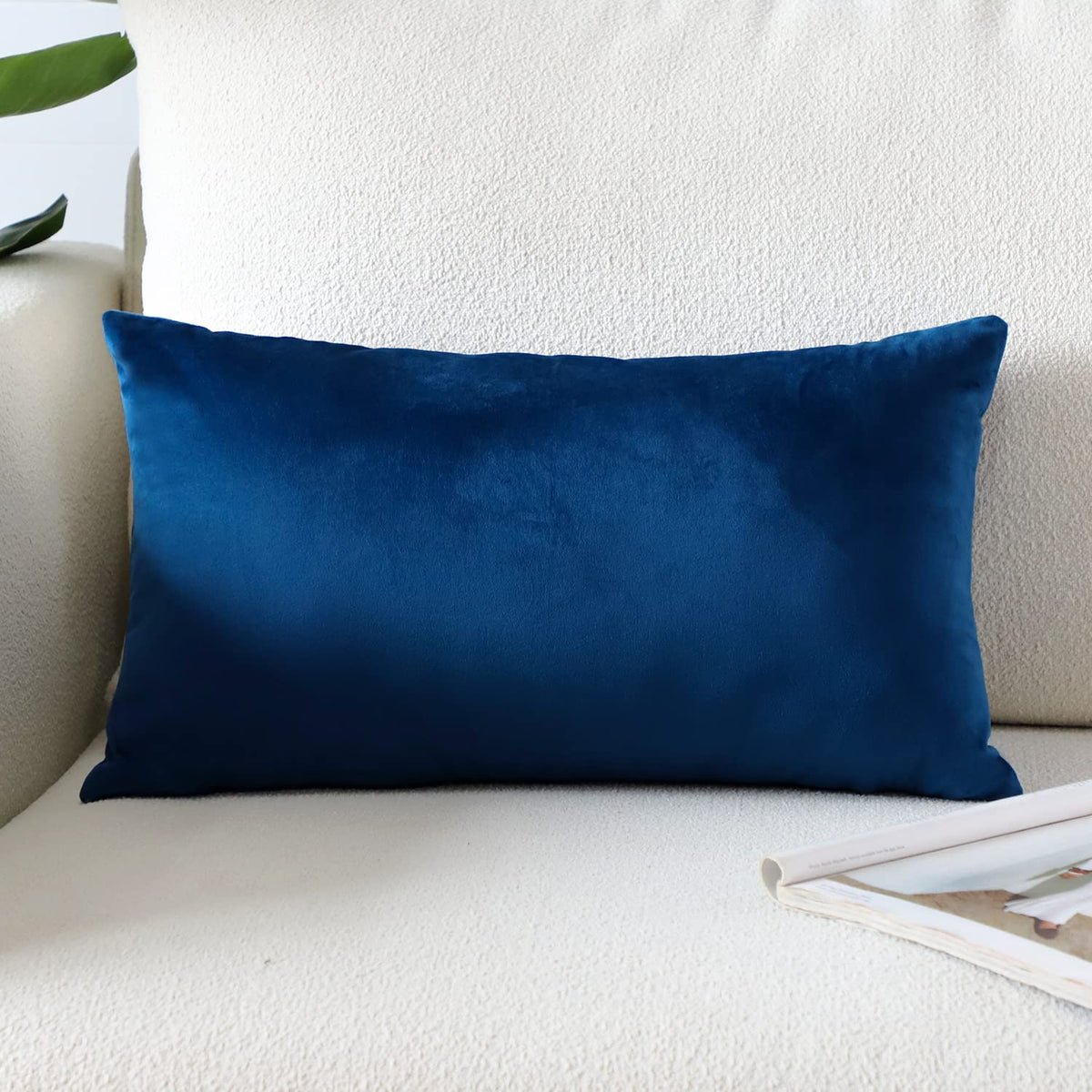 Artscope Luxury Velvet Pillow Covers Super Soft Decorative Square Throw Pillow Covers Case Cushion Covers for Sofa Couch Bedroom Car Decor 20x20 Inch Light Blue