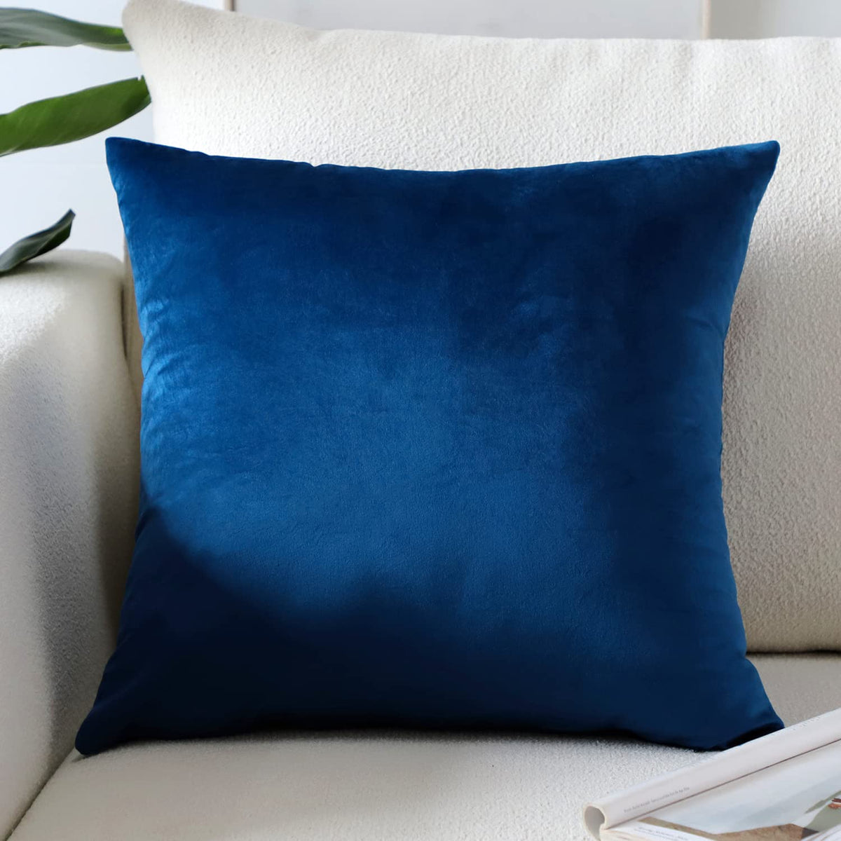 Artscope Luxury Velvet Pillow Covers Super Soft Decorative Square Throw Pillow Covers Case Cushion Covers for Sofa Couch Bedroom Car Decor 20x20 Inch Light Blue