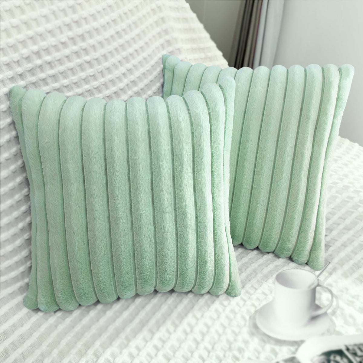 2 Pack 18x18 Pillow Cover Velvet Pillow Covers, Faux Fur Square Throw Pillow Covers for Living Room Decorations Throw Pillow Case, Throw Pillow Cover Cushion Cover for Home Sofa Bedroom Car, Pink