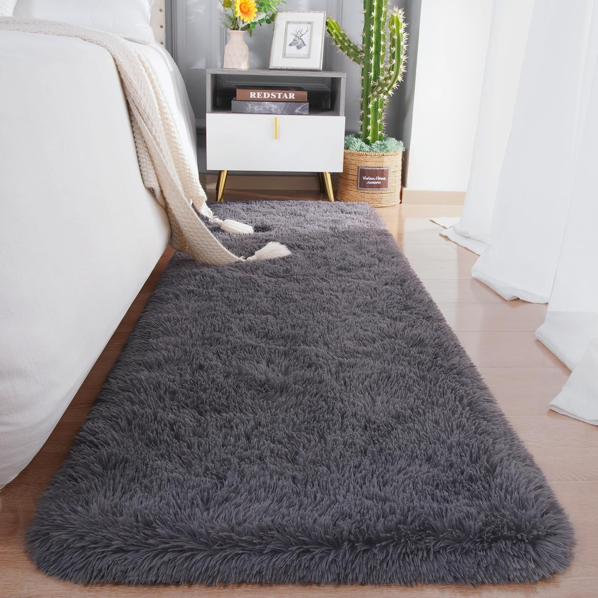 Chicrug Soft Runner Rug for Bedroom Living Room Plush Fluffy Rugs 2x6