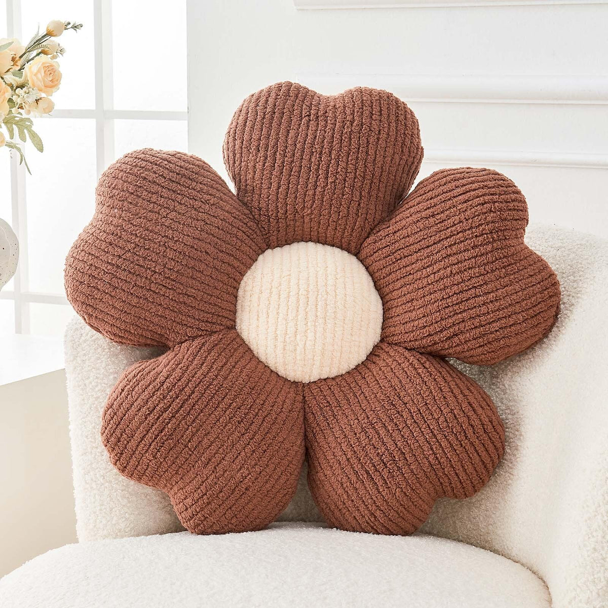 Kcvvcr Flower Throw Pillow, Cute Flower Shaped Pillow Decorative Throw Pillow for Bed Couch, Soft Daisy Pillows Floor Seating Cushion Cushions (14.9 Inch White+Green)