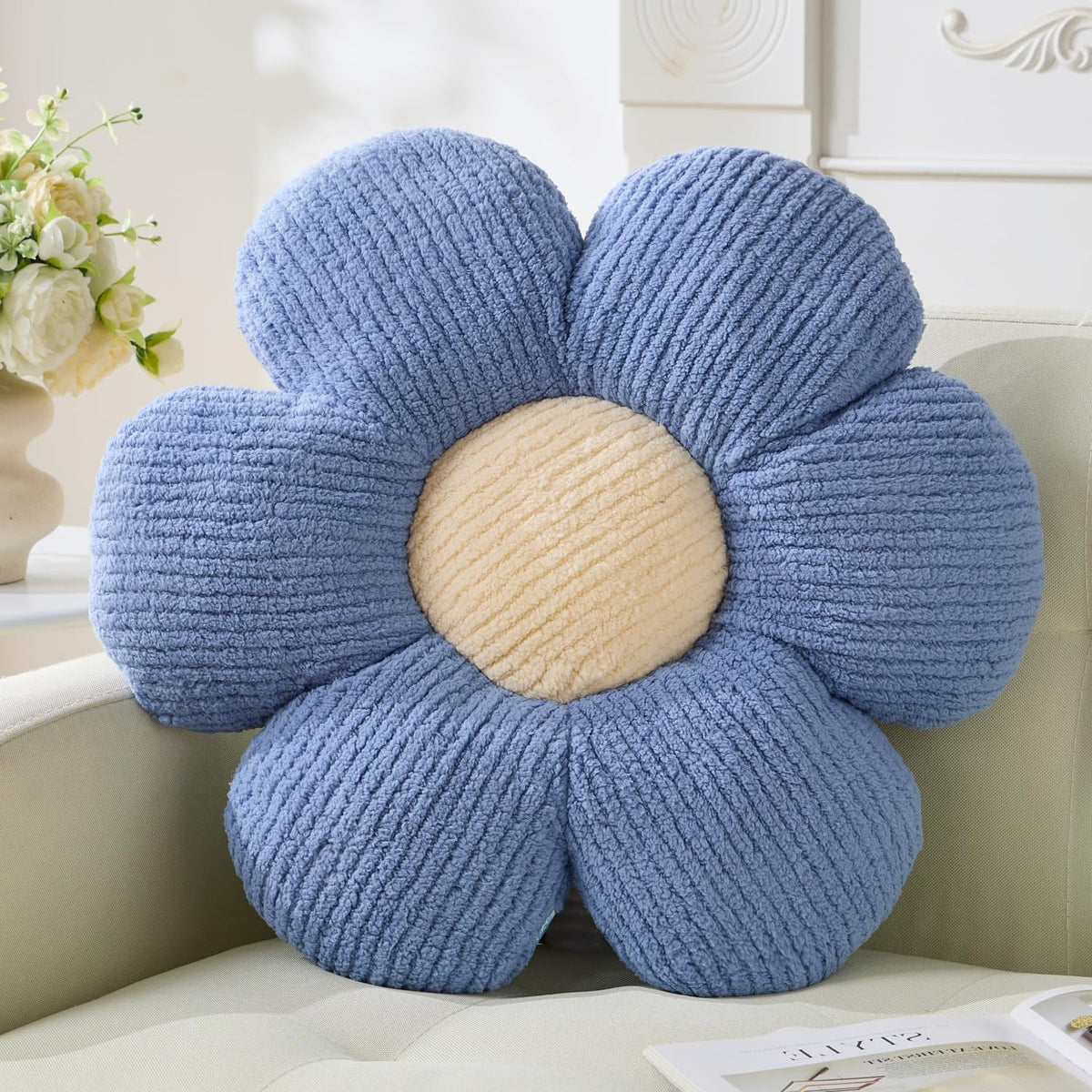 Flower Pillow,15.75" Daisy Pillow White Decorative Pillows