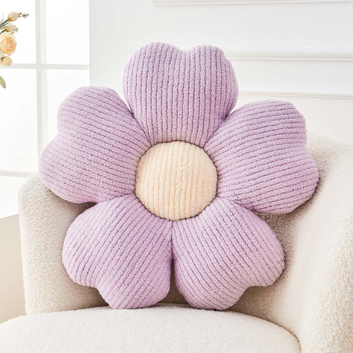 Kcvvcr Flower Throw Pillow, Cute Flower Shaped Pillow Decorative Throw Pillow for Bed Couch, Soft Daisy Pillows Floor Seating Cushion Cushions (14.9 Inch White+Green)