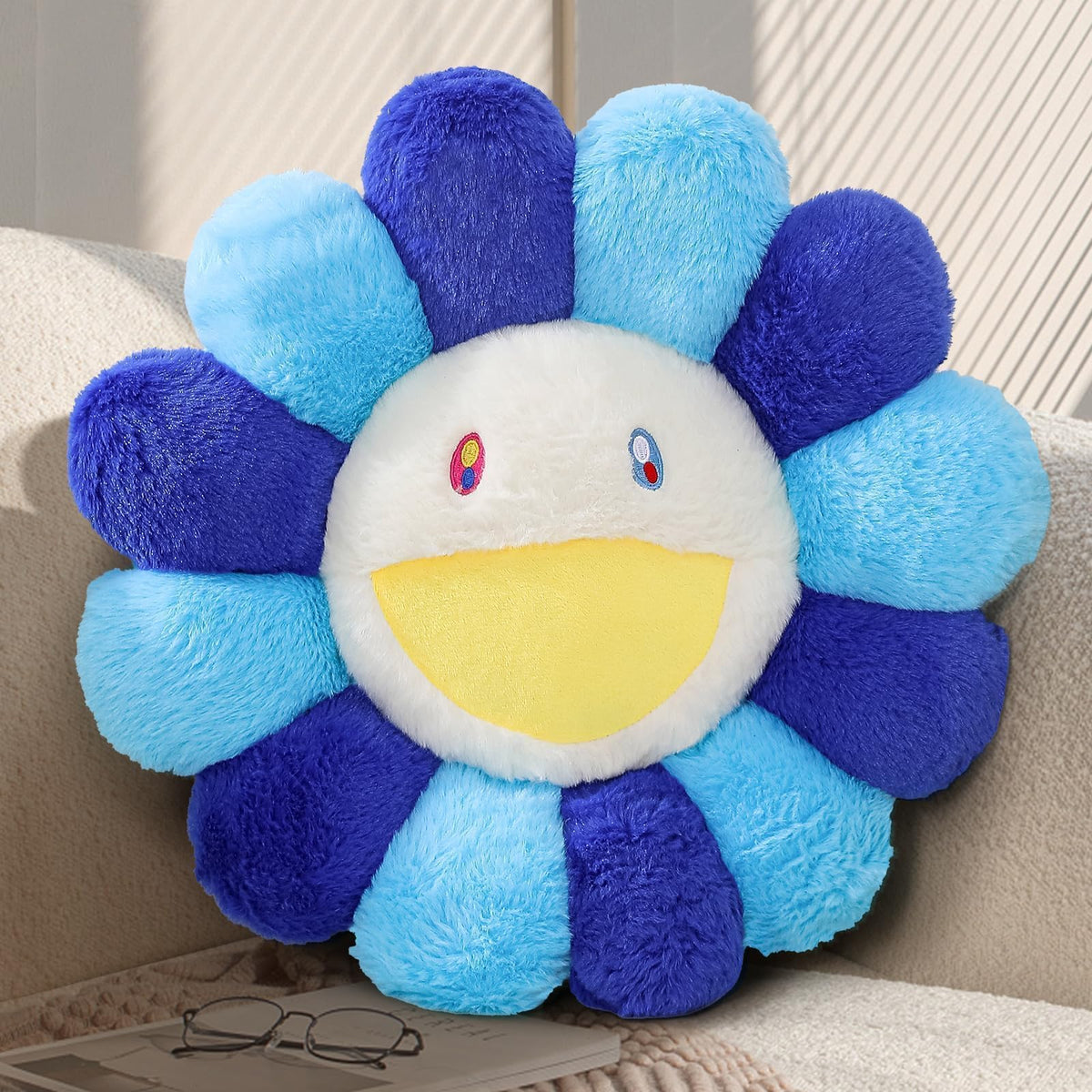 Flower Pillow, Cute Smiley Face Flower Shaped Throw Pillows 15.7In