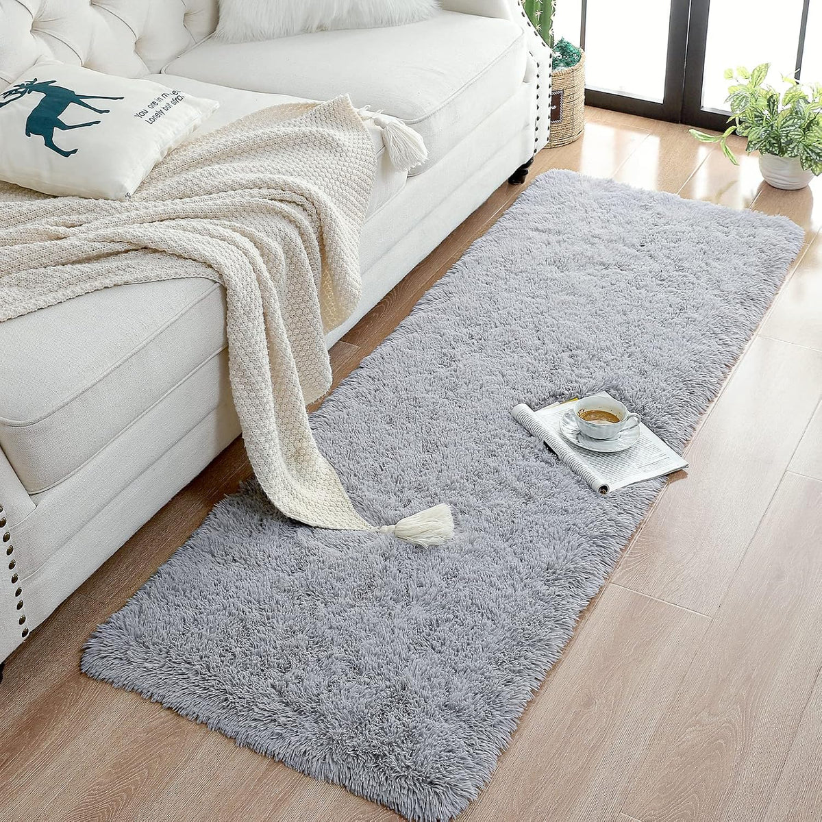 Chicrug Soft Runner Rug for Bedroom Living Room Plush Fluffy Rugs 2x6