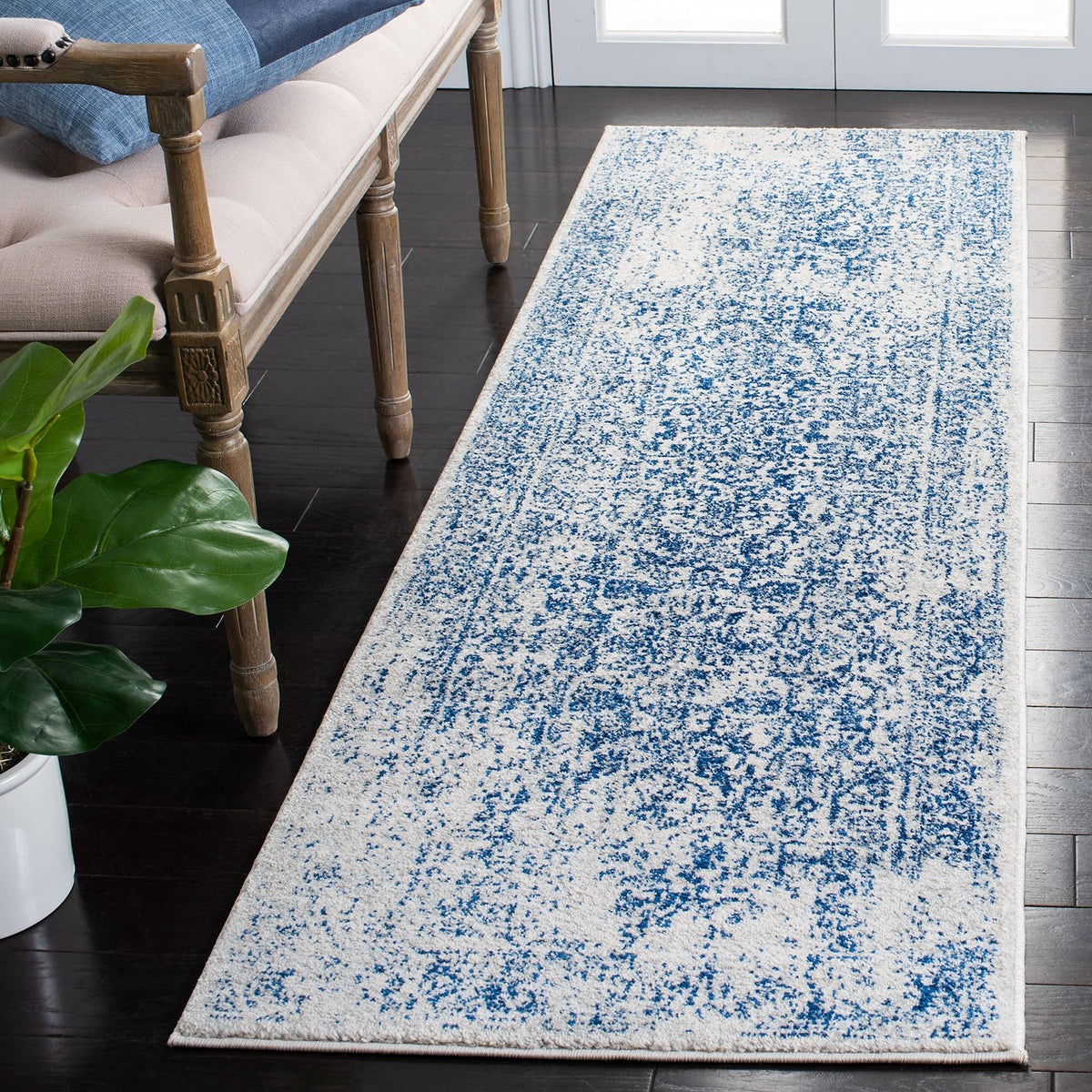 SAFAVIEH Evoke Area Rug 9x12, Large Ivory & Taupe EVK256E