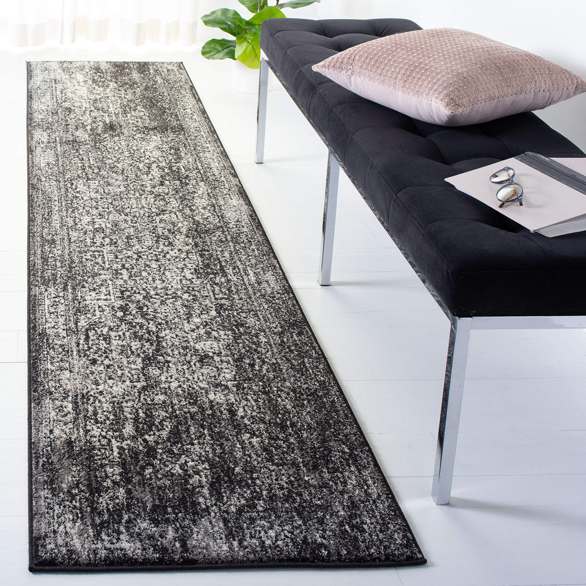 SAFAVIEH Evoke Area Rug 9x12, Large Ivory & Taupe EVK256E